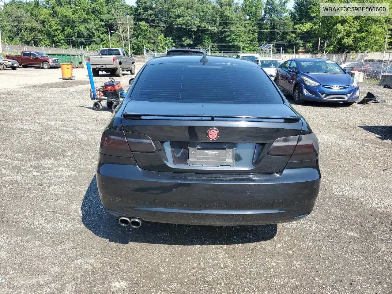 2011 BMW 328 Xi VIN: WBAKF3C59BE566600 Lot: 61878445