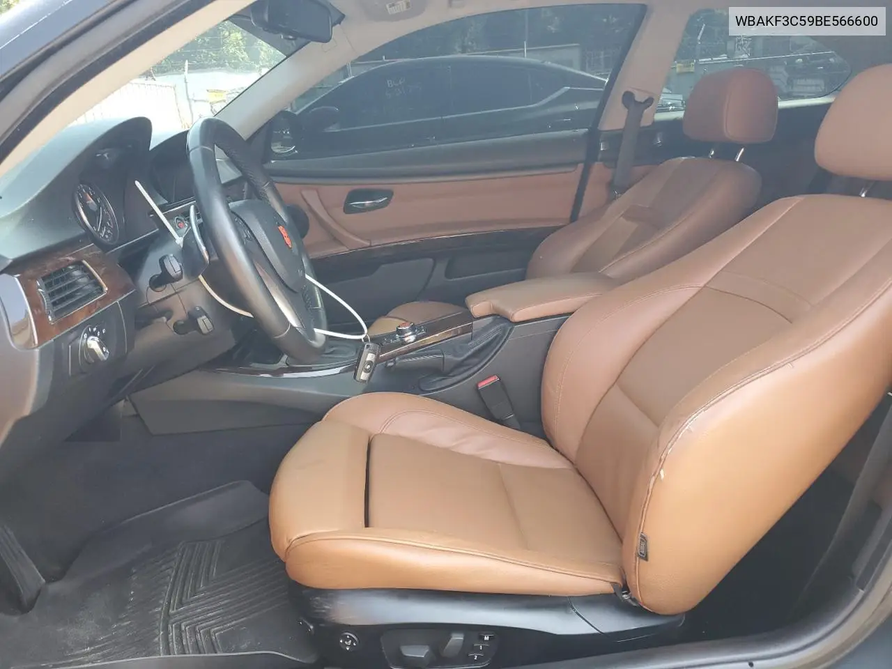 2011 BMW 328 Xi VIN: WBAKF3C59BE566600 Lot: 61878445