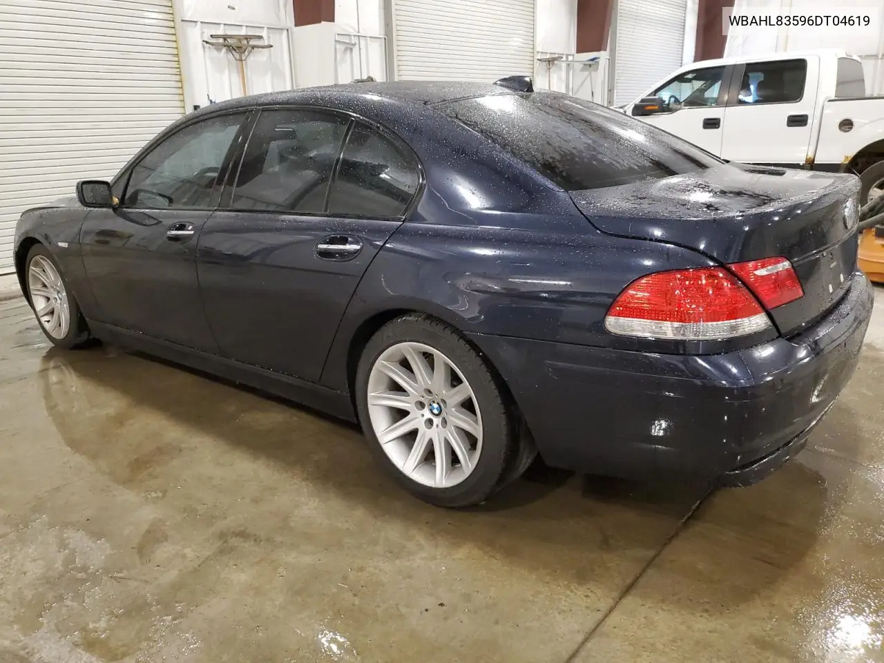2006 BMW 750 I VIN: WBAHL83596DT04619 Lot: 57069735