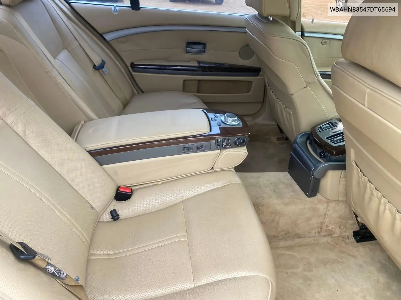 2007 BMW 750 VIN: WBAHN83547DT65694 Lot: 56299075