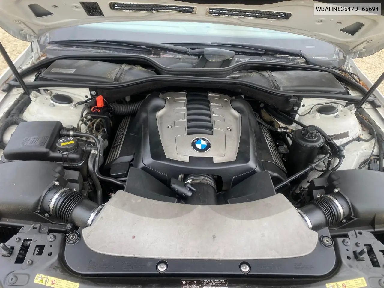 2007 BMW 750 VIN: WBAHN83547DT65694 Lot: 56299075