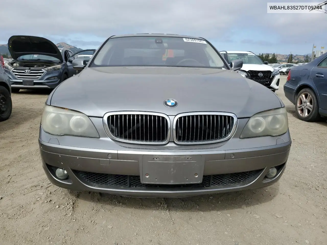 2007 BMW 750 I VIN: WBAHL83527DT09744 Lot: 62309195
