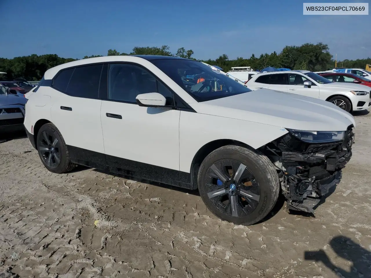 2023 BMW Ix xDrive50 VIN: WB523CF04PCL70669 Lot: 61198225