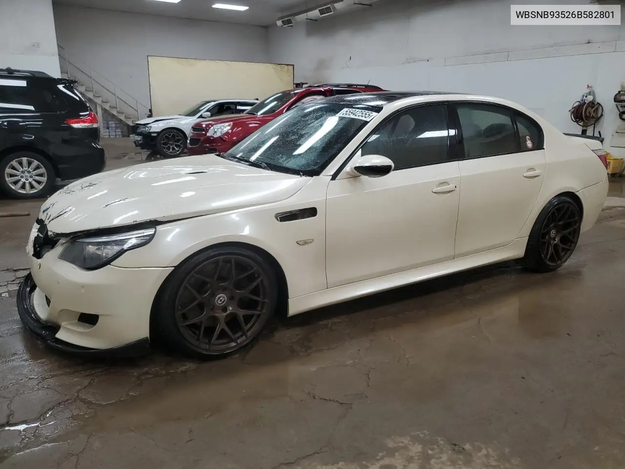 2006 BMW M5 VIN: WBSNB93526B582801 Lot: 55942555