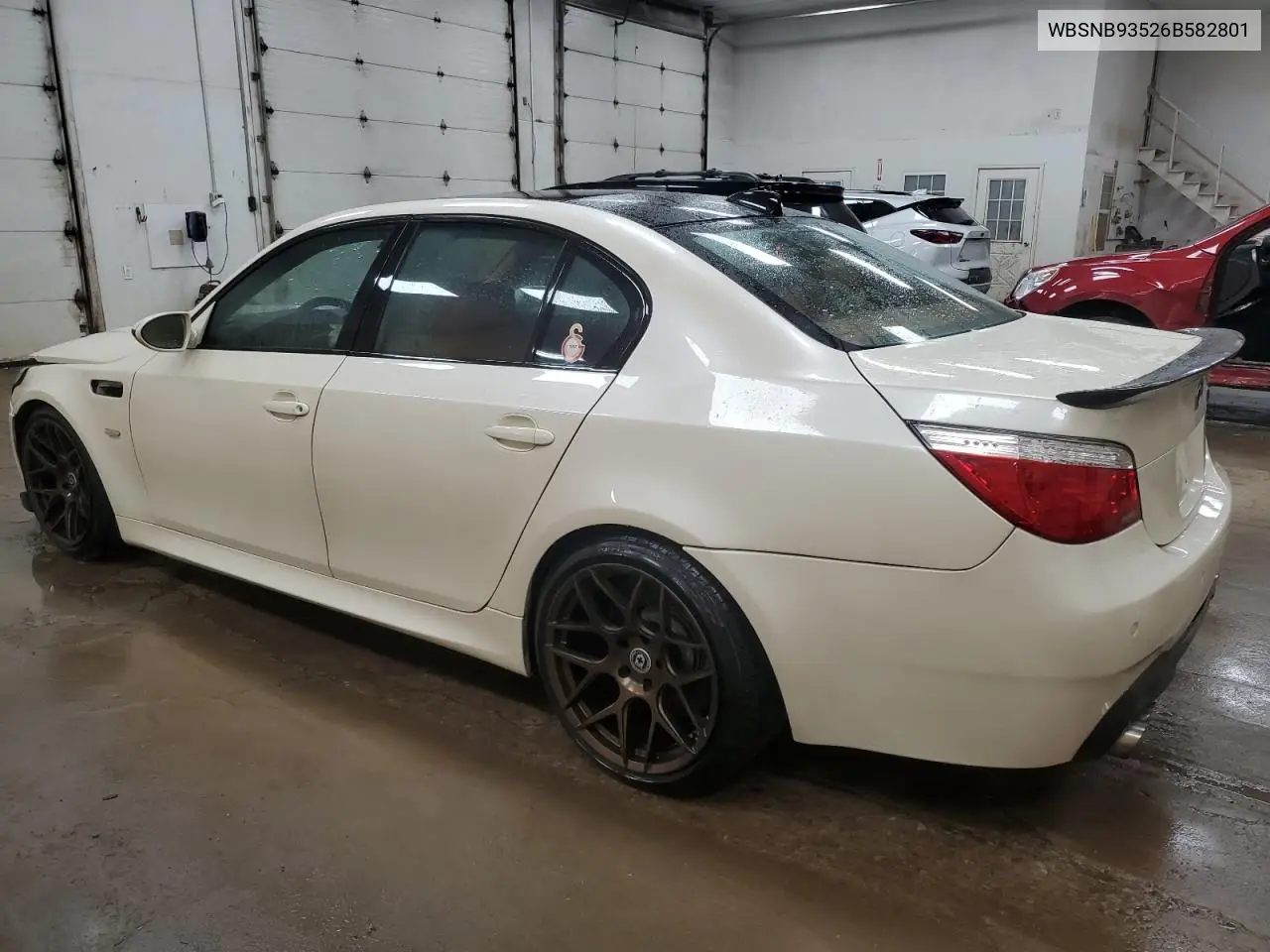 2006 BMW M5 VIN: WBSNB93526B582801 Lot: 55942555