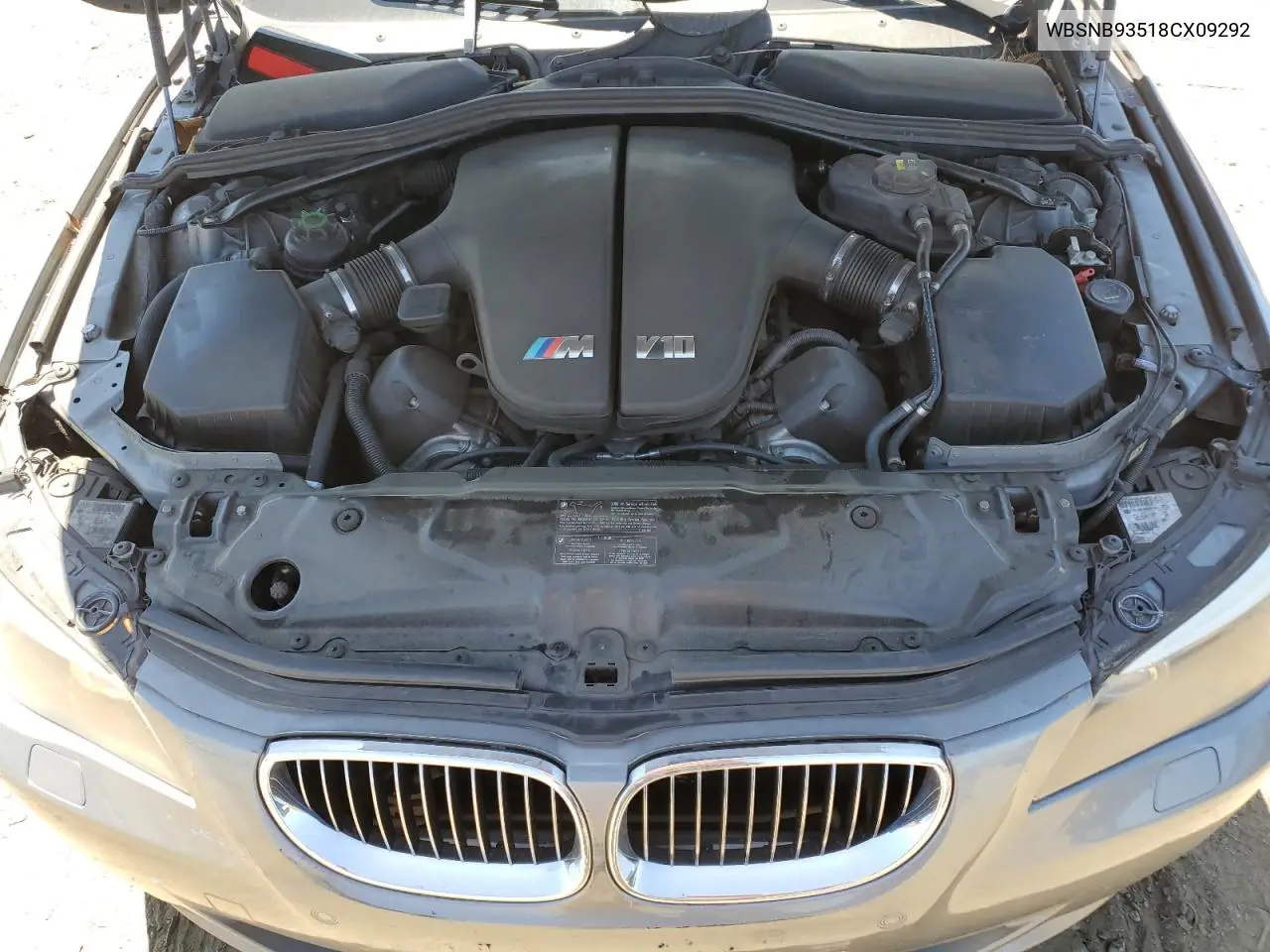 2008 BMW M5 VIN: WBSNB93518CX09292 Lot: 57896195