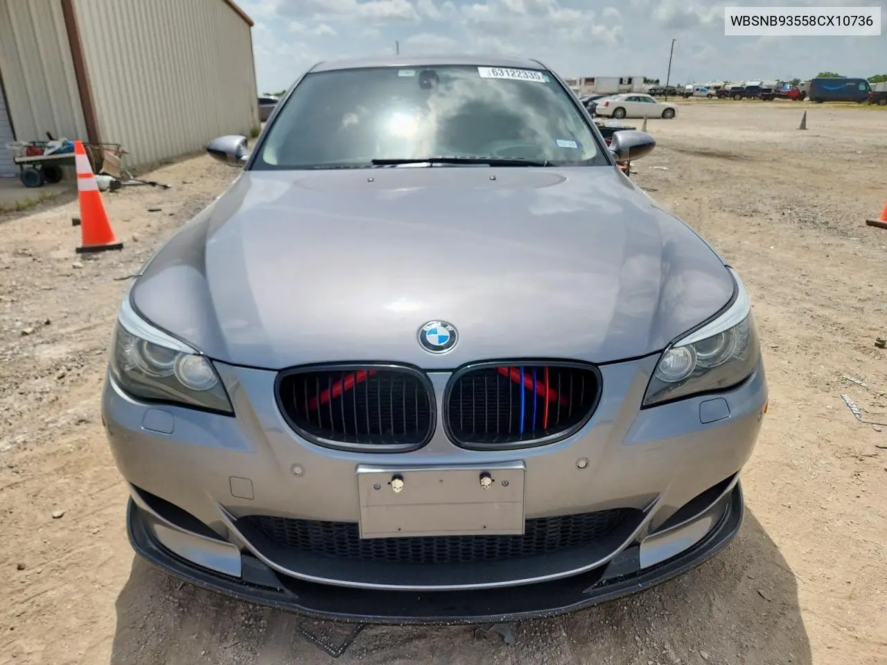 2008 BMW M5 VIN: WBSNB93558CX10736 Lot: 63122335