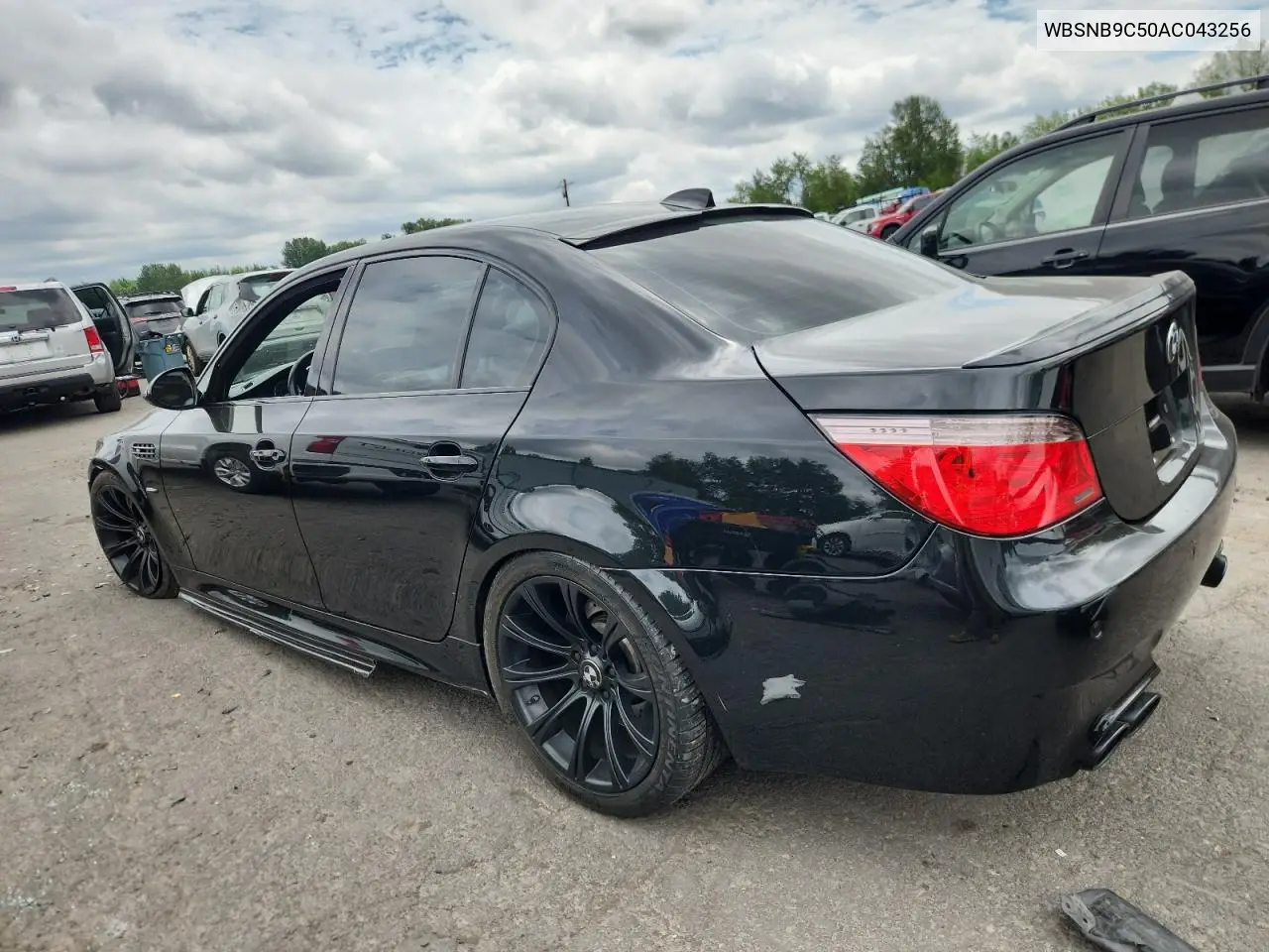 2010 BMW M5 VIN: WBSNB9C50AC043256 Lot: 62306185