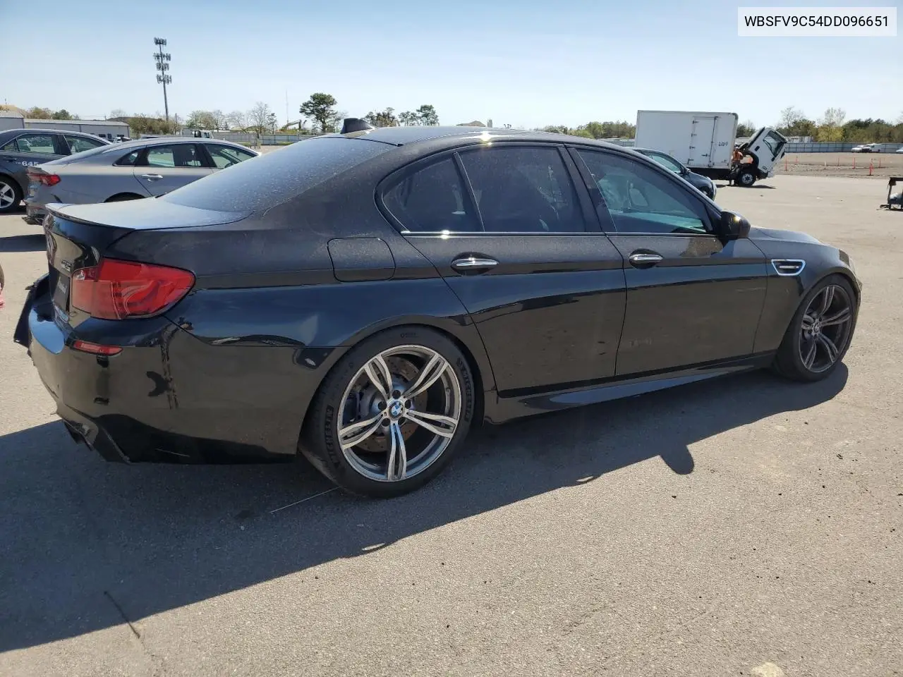 2013 BMW M5 VIN: WBSFV9C54DD096651 Lot: 54677955