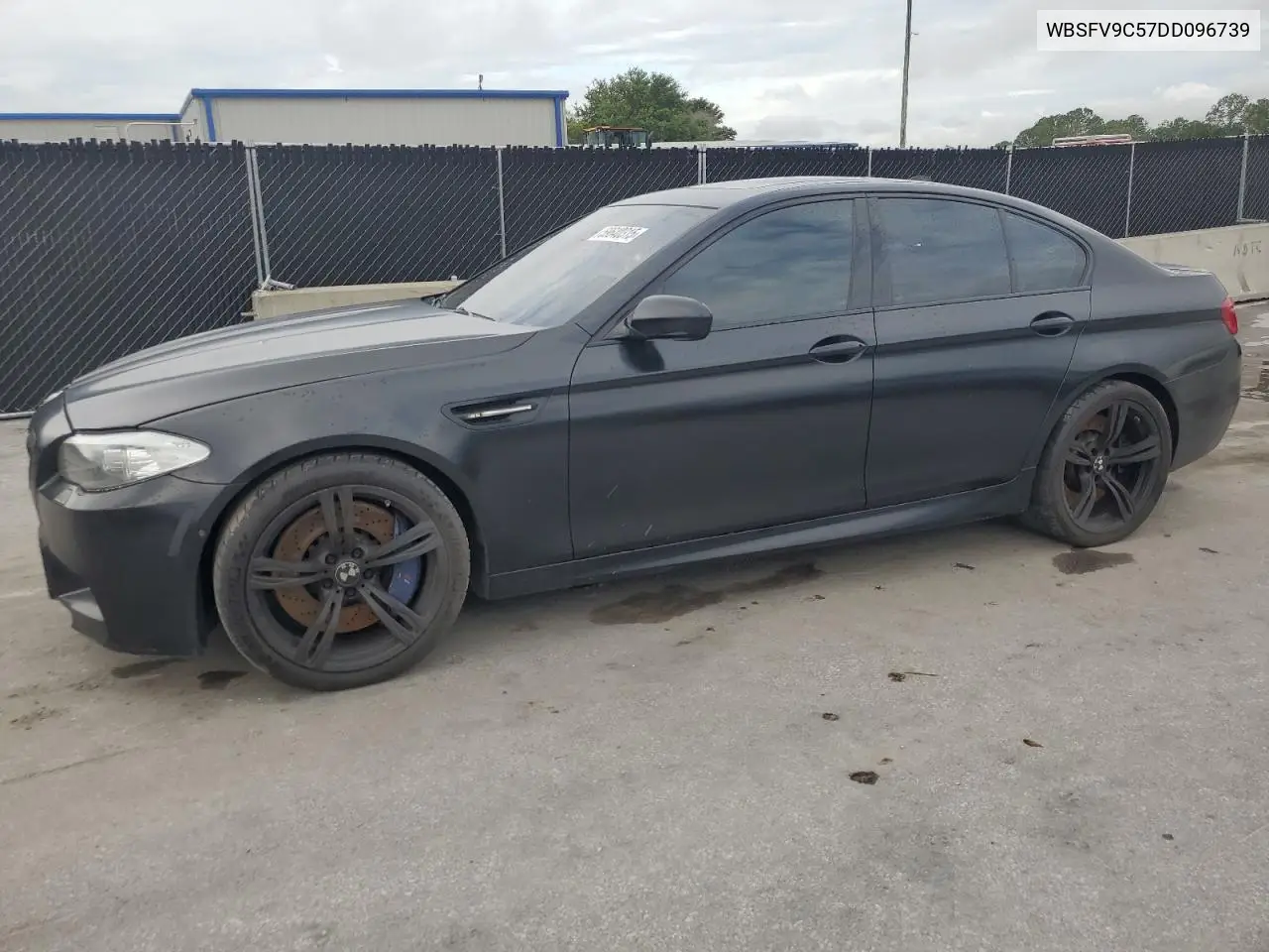 2013 BMW M5 VIN: WBSFV9C57DD096739 Lot: 59640315