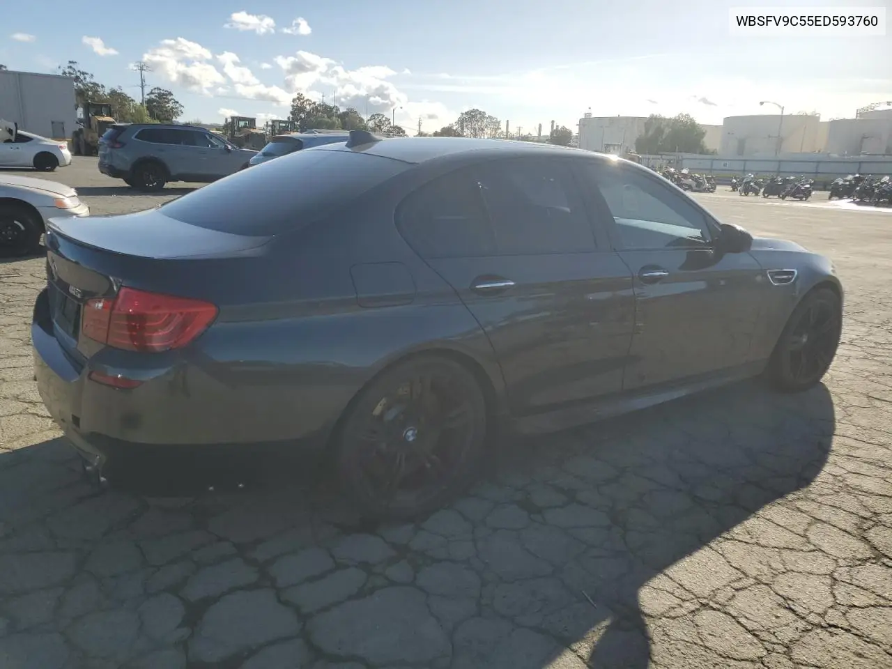 2014 BMW M5 VIN: WBSFV9C55ED593760 Lot: 49070765