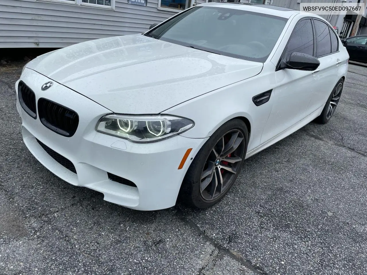 2014 BMW M5 VIN: WBSFV9C50ED097667 Lot: 55102255