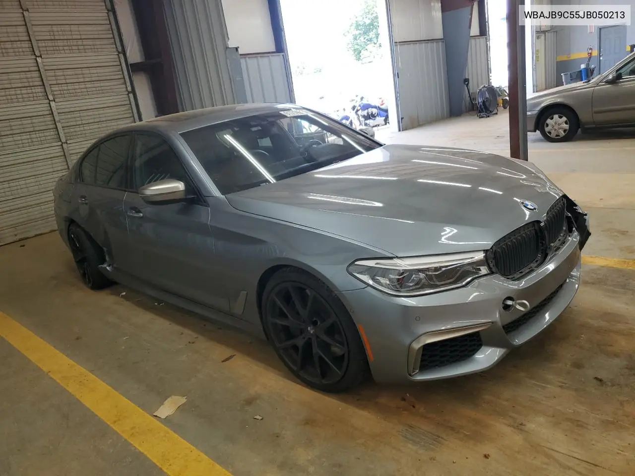 2018 BMW M550Xi VIN: WBAJB9C55JB050213 Lot: 61714255