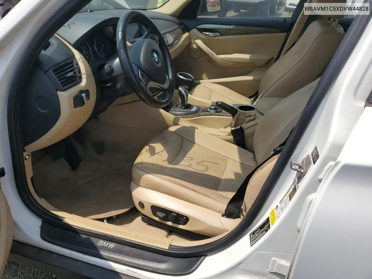 2013 BMW X1 Sdrive28I VIN: WBAVM1C5XDVW44828 Lot: 51654735