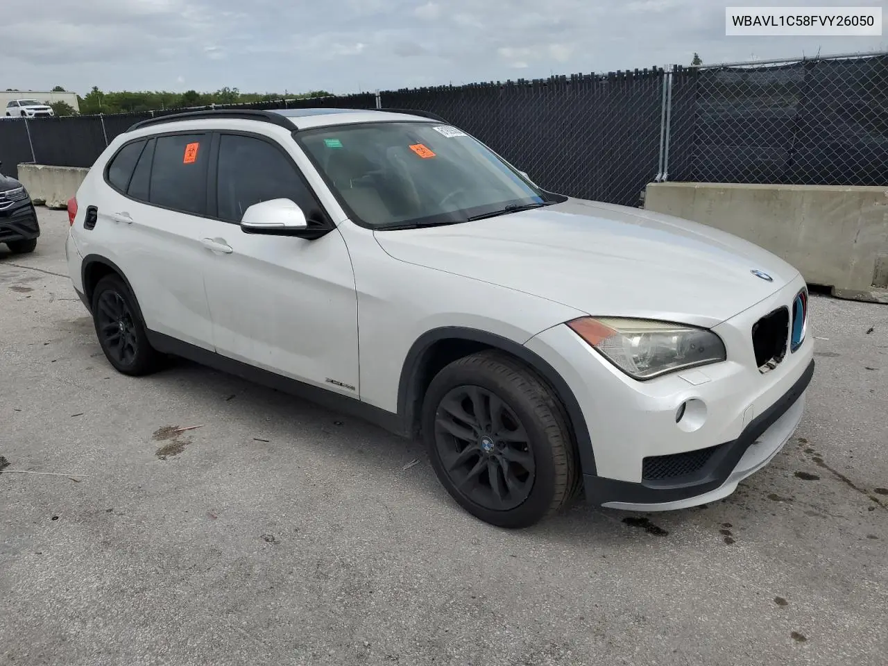 2015 BMW X1 xDrive28I VIN: WBAVL1C58FVY26050 Lot: 61929035
