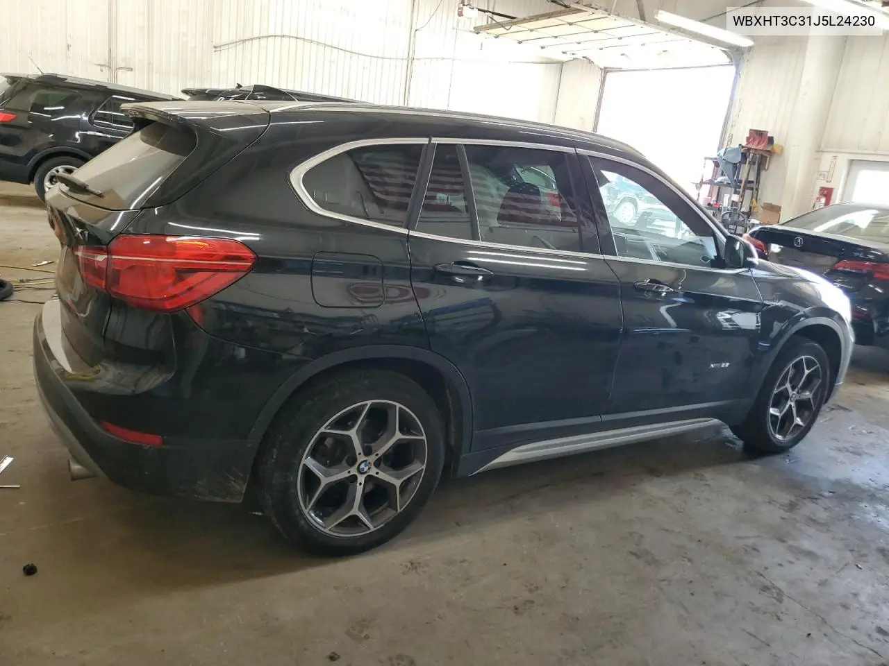 2018 BMW X1 xDrive28I VIN: WBXHT3C31J5L24230 Lot: 56665305
