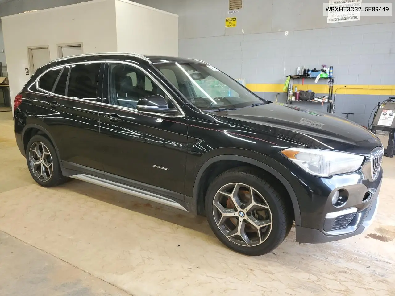 2018 BMW X1 xDrive28I VIN: WBXHT3C32J5F89449 Lot: 64896595