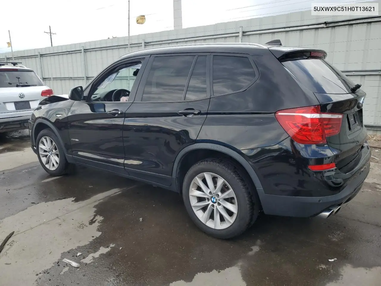 2017 BMW X3 xDrive28I VIN: 5UXWX9C51H0T13621 Lot: 60650145