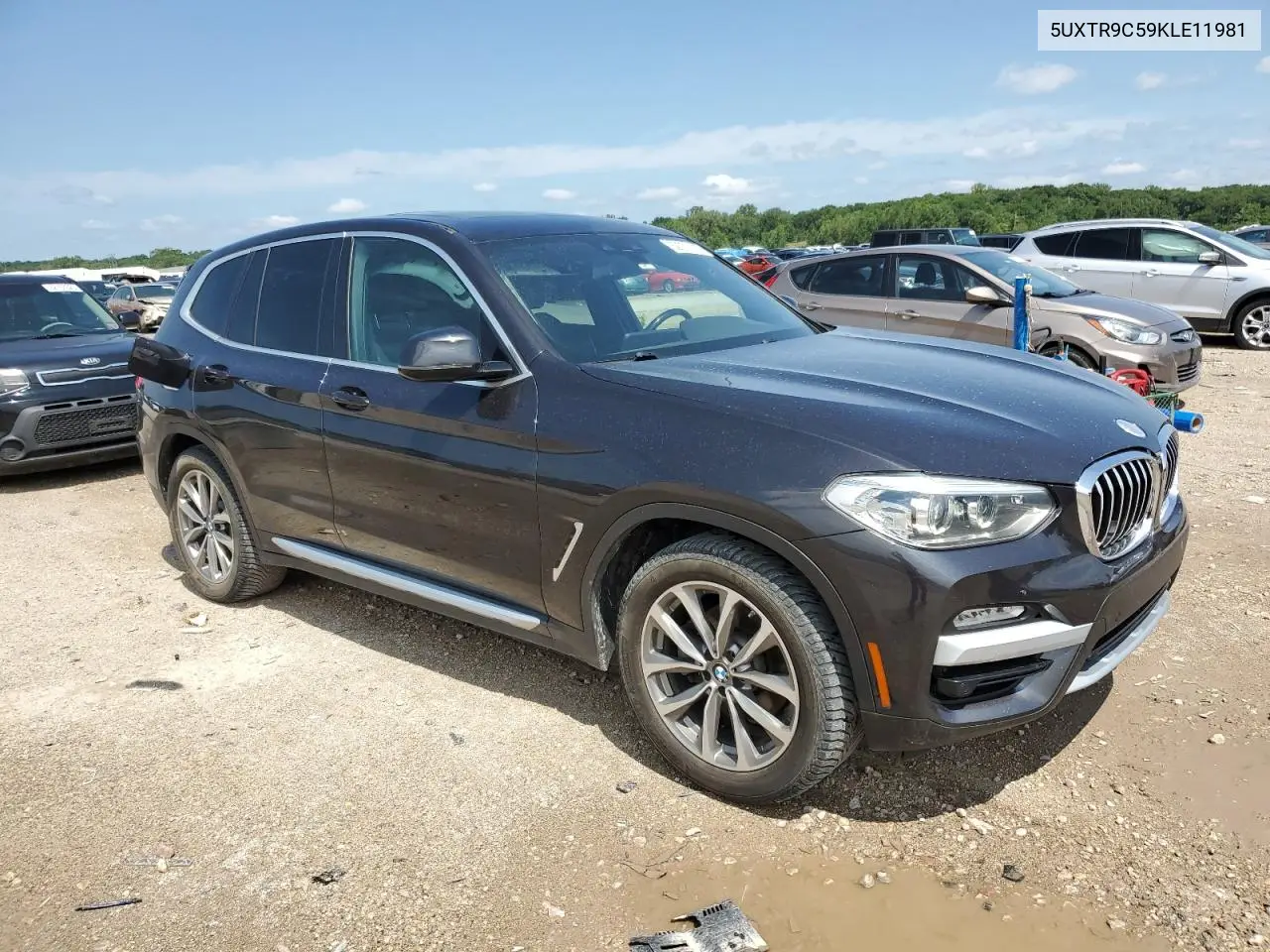 2019 BMW X3 xDrive30I VIN: 5UXTR9C59KLE11981 Lot: 62272195