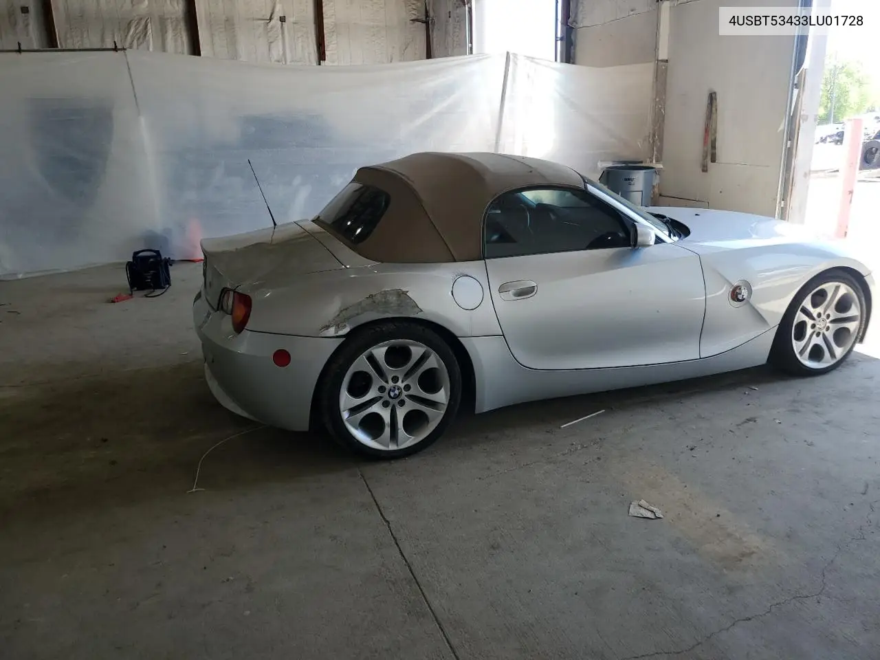 2003 BMW Z4 3.0 VIN: 4USBT53433LU01728 Lot: 54737015