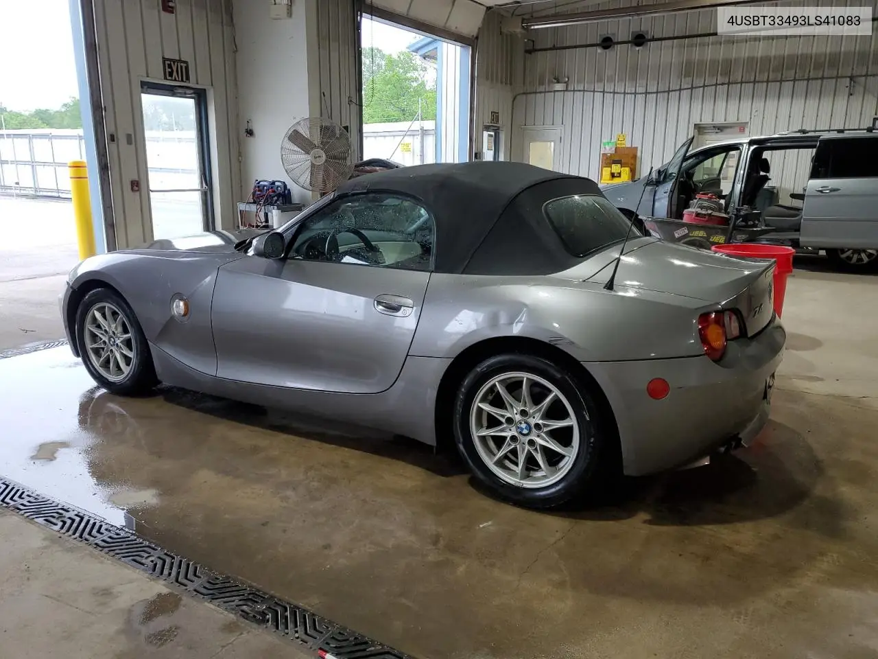 2003 BMW Z4 2.5 VIN: 4USBT33493LS41083 Lot: 55670565