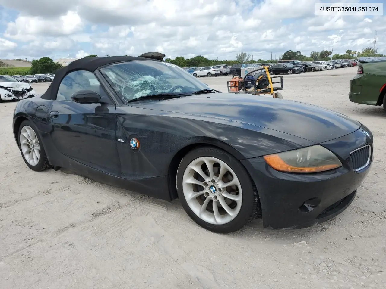 2004 BMW Z4 2.5 VIN: 4USBT33504LS51074 Lot: 64272945