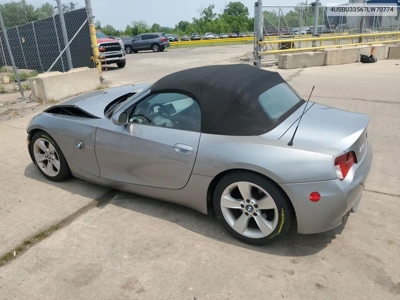2007 BMW Z4 3.0 VIN: 4USBU33567LW70774 Lot: 59754315