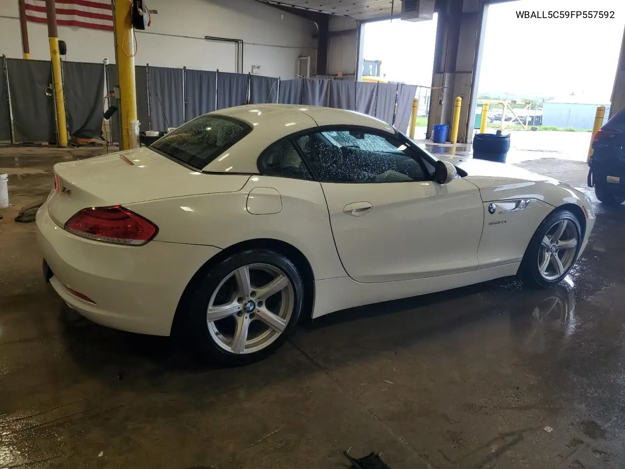 2015 BMW Z4 Sdrive28I VIN: WBALL5C59FP557592 Lot: 56666655