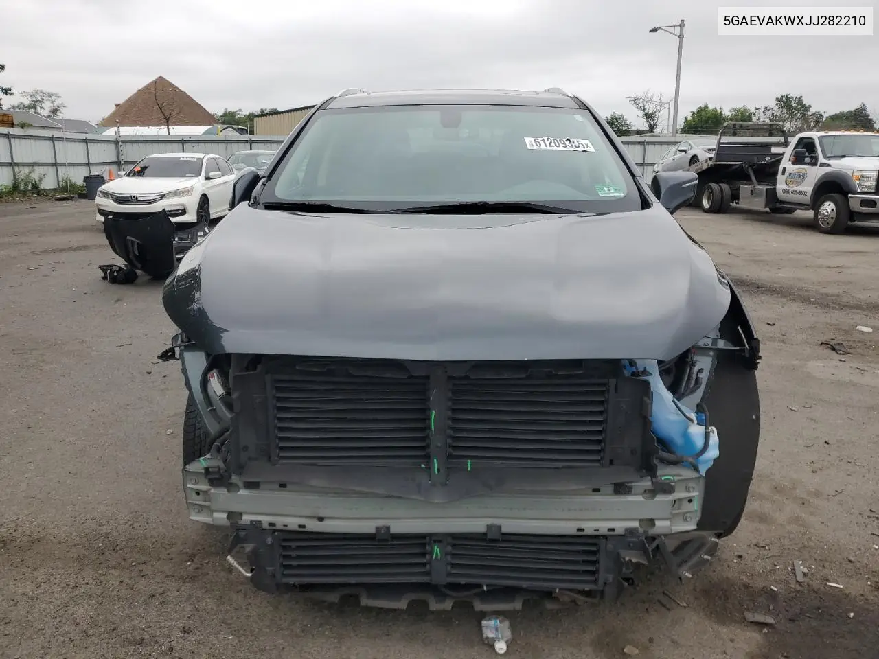 2018 Buick Enclave Essence VIN: 5GAEVAKWXJJ282210 Lot: 61209355