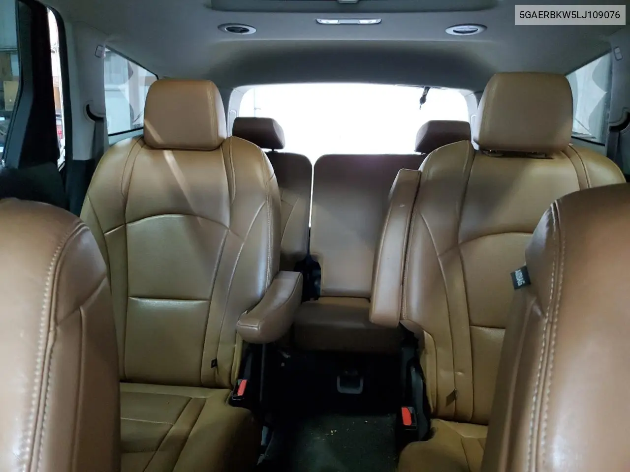 2020 Buick Enclave Essence VIN: 5GAERBKW5LJ109076 Lot: 63005165