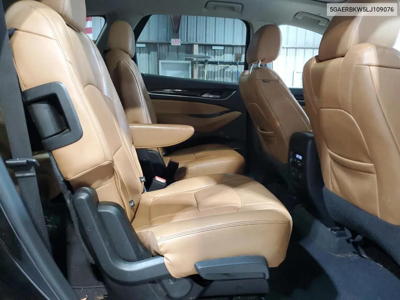 2020 Buick Enclave Essence VIN: 5GAERBKW5LJ109076 Lot: 63005165