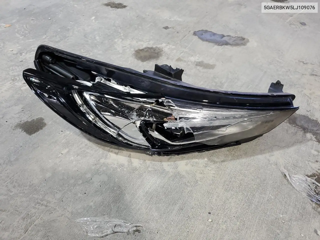2020 Buick Enclave Essence VIN: 5GAERBKW5LJ109076 Lot: 63005165
