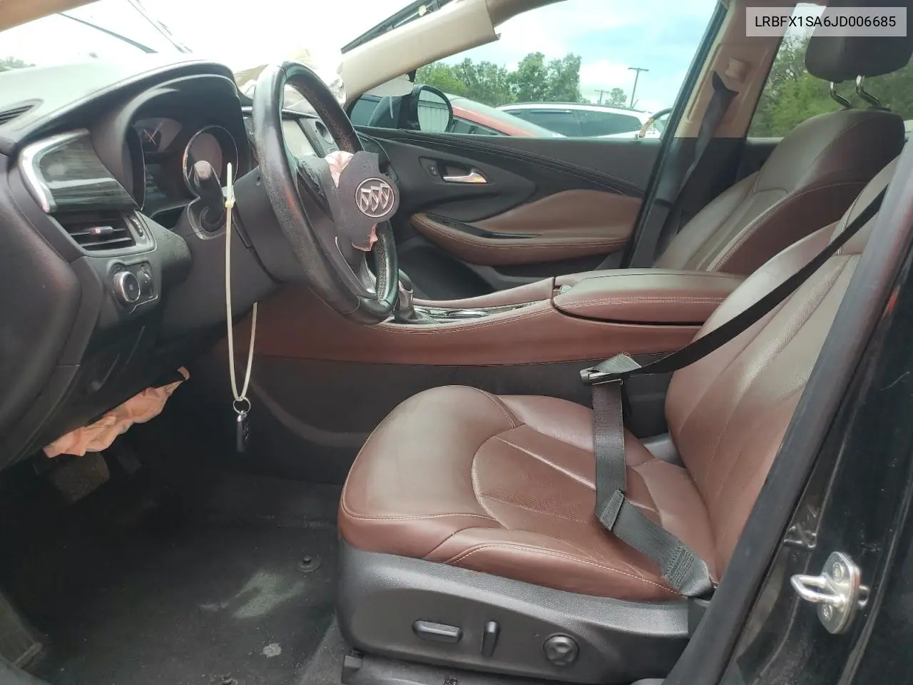 2018 Buick Envision Essence VIN: LRBFX1SA6JD006685 Lot: 56059975