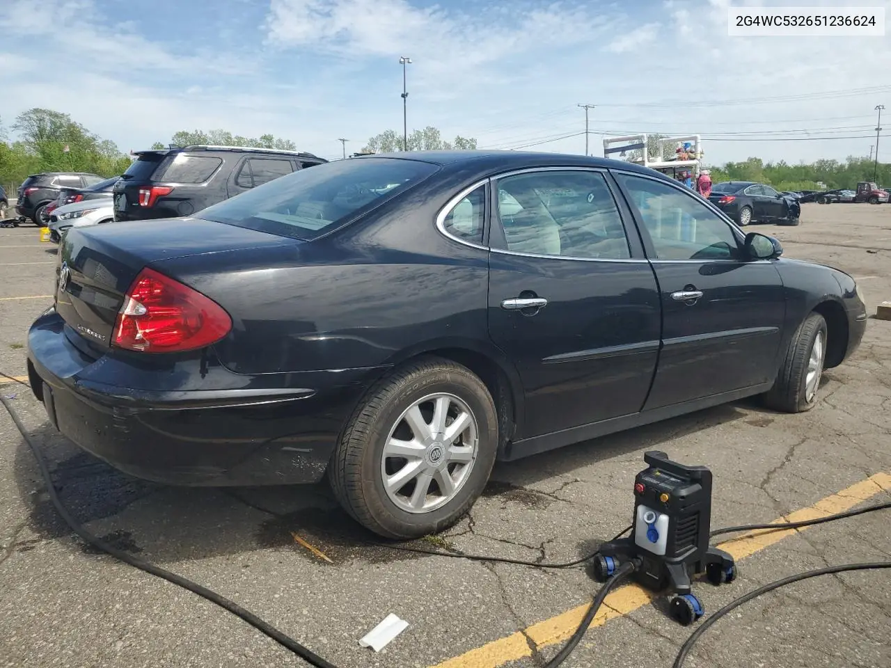 2005 Buick Lacrosse Cx VIN: 2G4WC532651236624 Lot: 56528405
