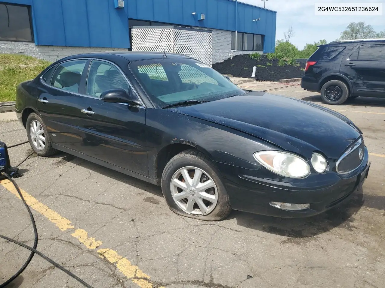 2005 Buick Lacrosse Cx VIN: 2G4WC532651236624 Lot: 56528405