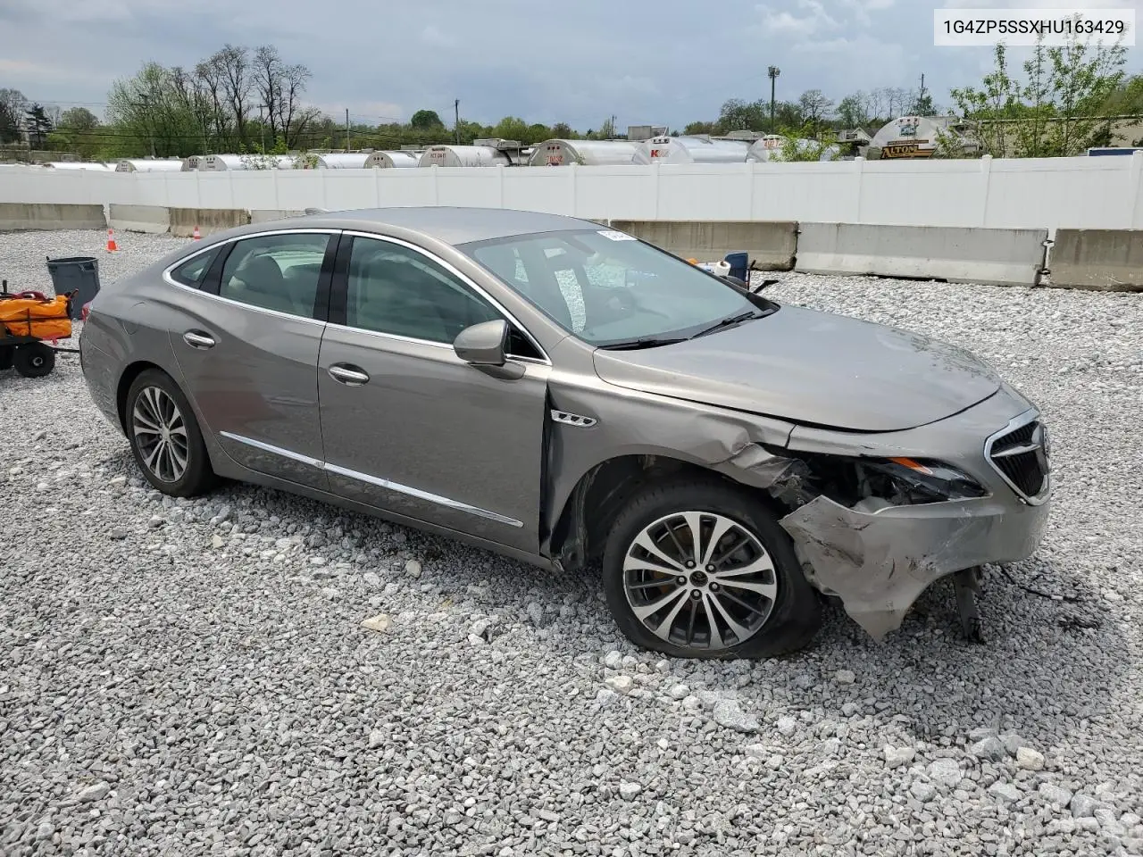 2017 Buick Lacrosse Essence VIN: 1G4ZP5SSXHU163429 Lot: 55438405