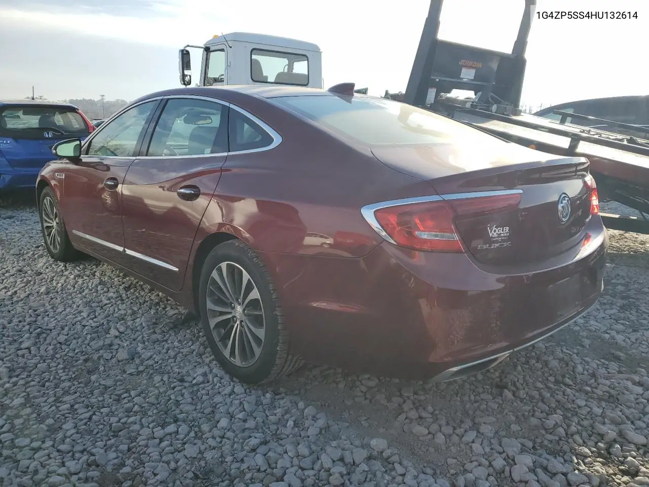 2017 Buick Lacrosse Essence VIN: 1G4ZP5SS4HU132614 Lot: 83829264