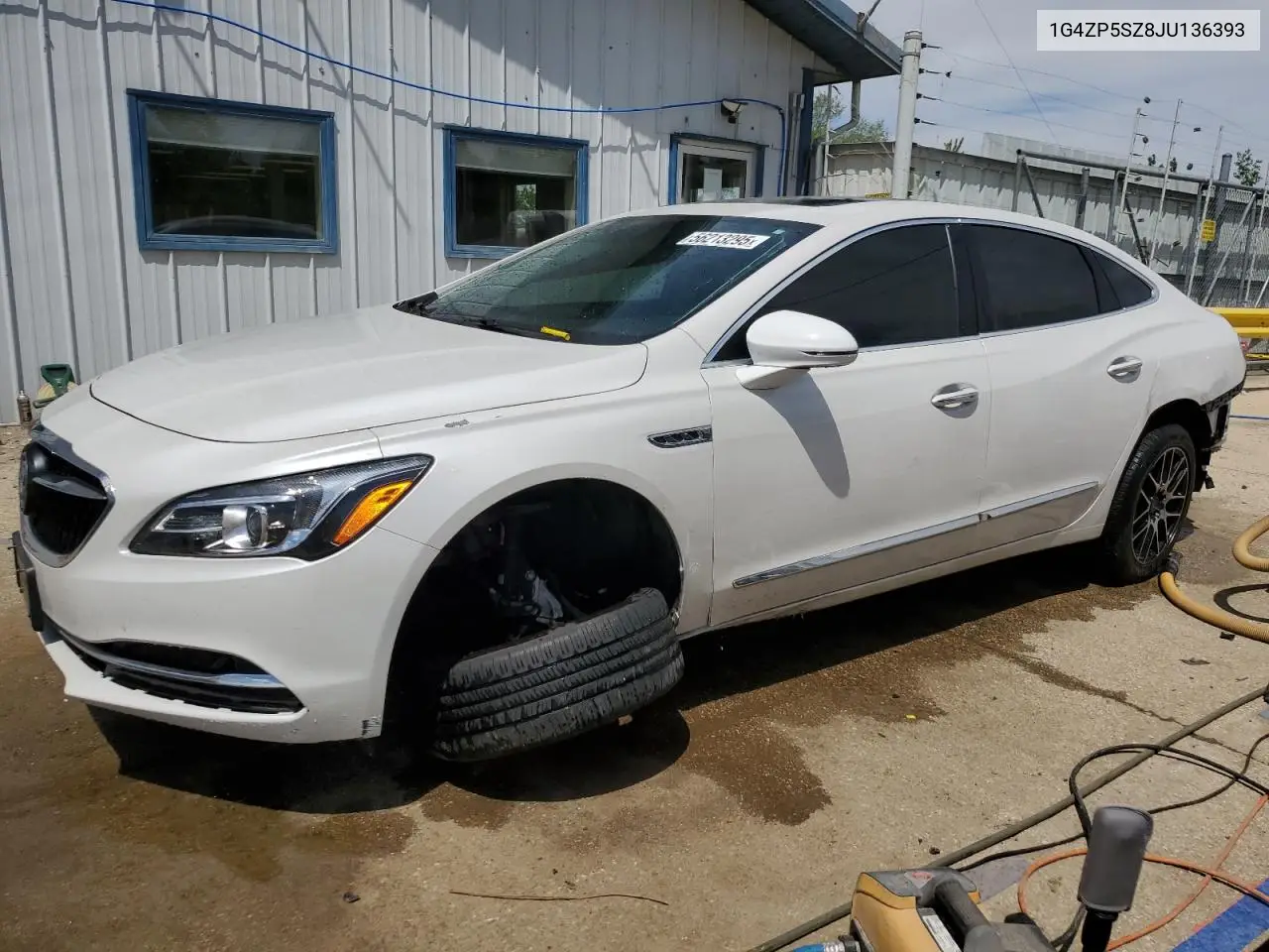 2018 Buick Lacrosse Essence VIN: 1G4ZP5SZ8JU136393 Lot: 56213295