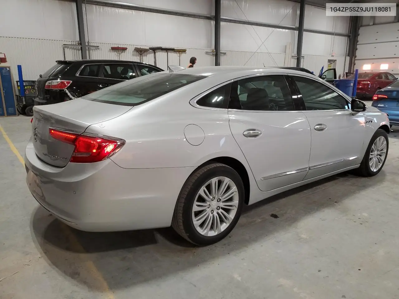 2018 Buick Lacrosse Essence VIN: 1G4ZP5SZ9JU118081 Lot: 82045714