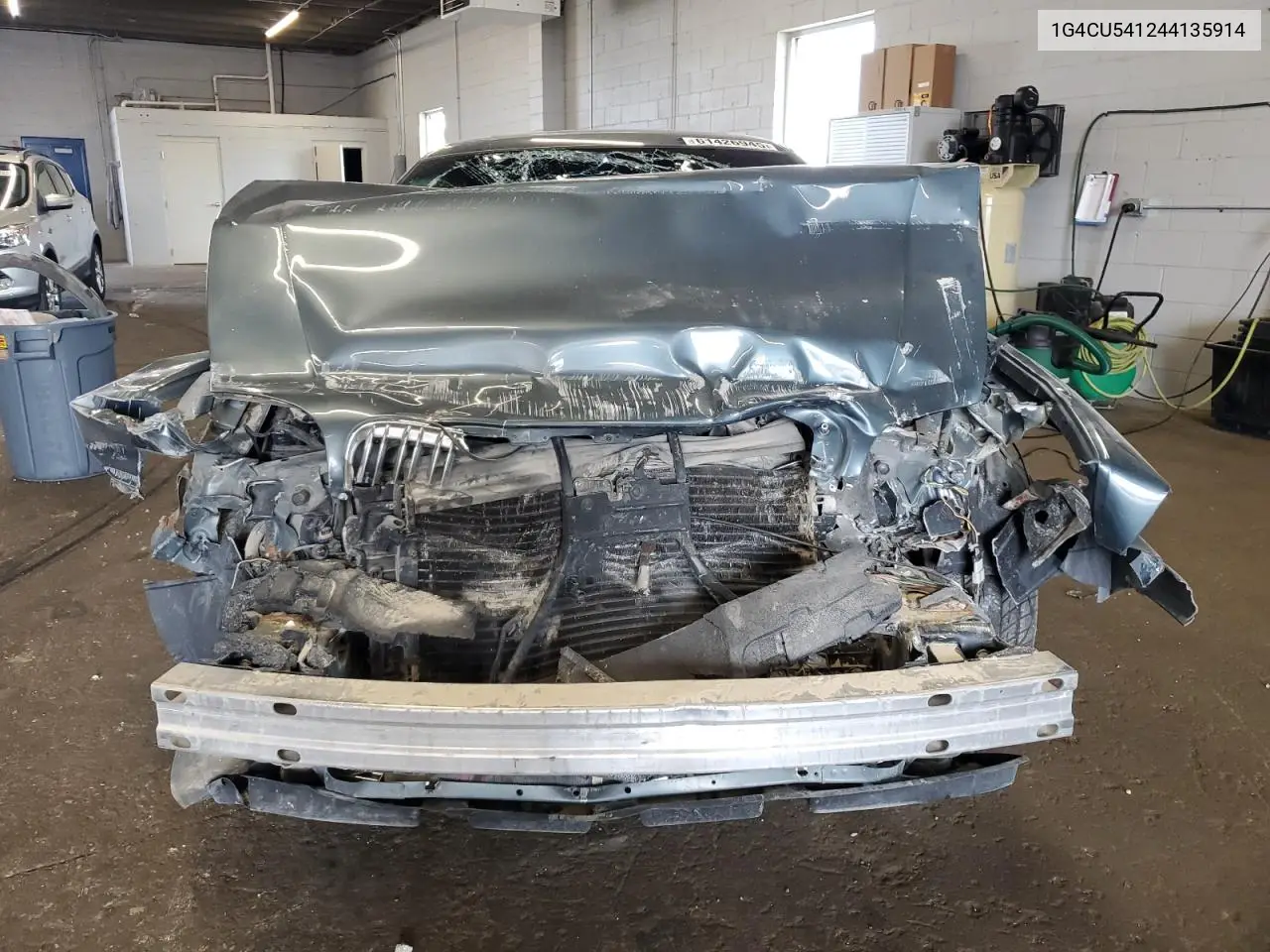 2004 Buick Park Avenue Ultra VIN: 1G4CU541244135914 Lot: 61426945