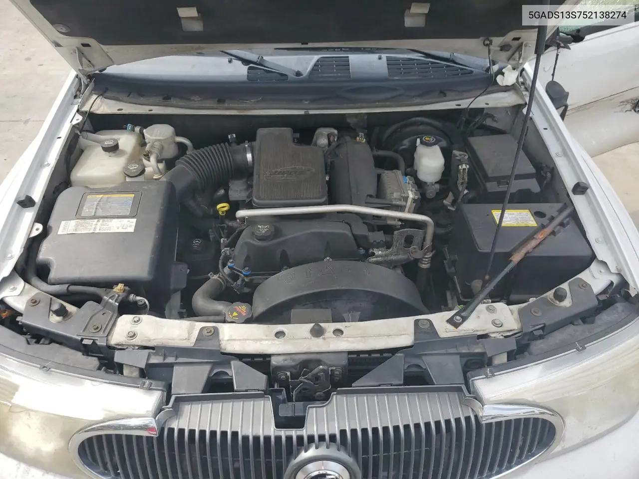 2005 Buick Rainier Cxl VIN: 5GADS13S752138274 Lot: 52700805