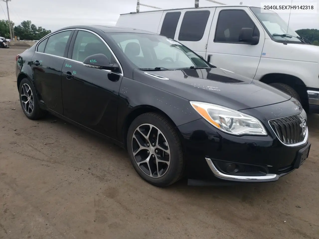 2017 Buick Regal Sport Touring VIN: 2G4GL5EX7H9142318 Lot: 62061375