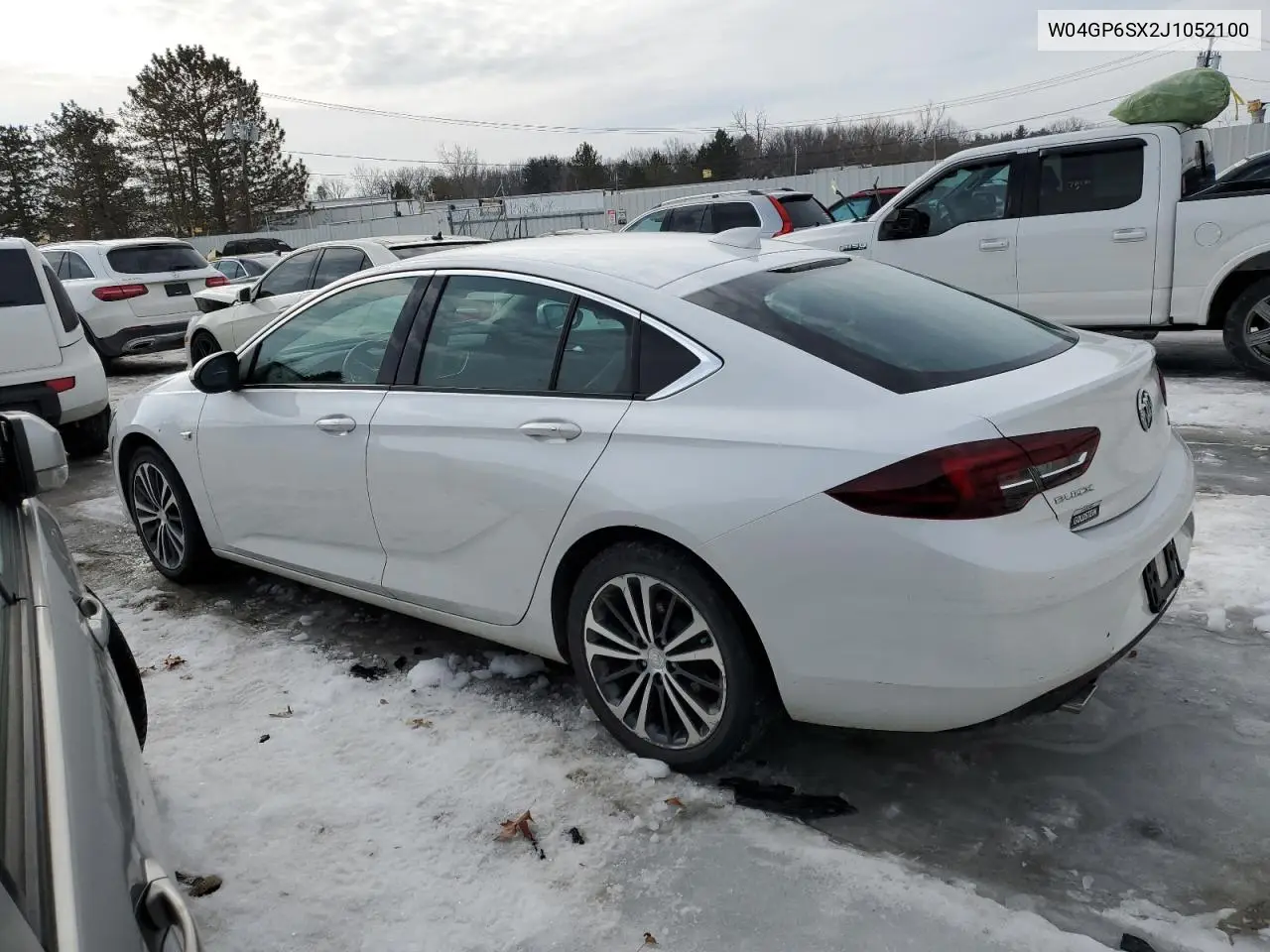 2018 Buick Regal Essence VIN: W04GP6SX2J1052100 Lot: 45966415