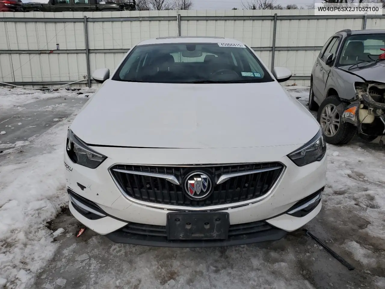 2018 Buick Regal Essence VIN: W04GP6SX2J1052100 Lot: 45966415