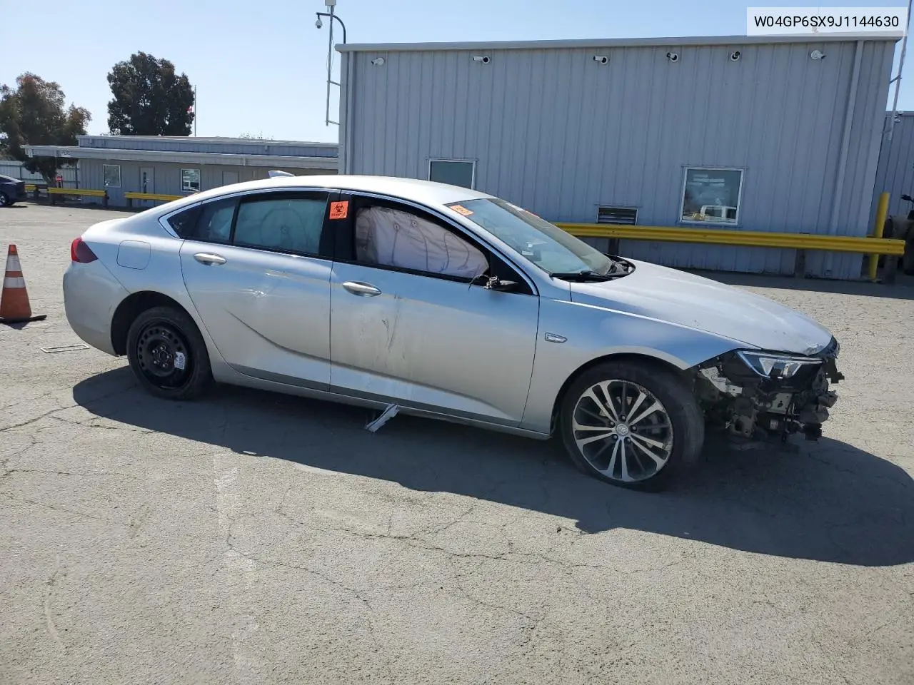 2018 Buick Regal Essence VIN: W04GP6SX9J1144630 Lot: 53074585