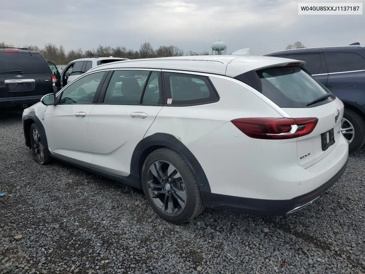 2018 Buick Regal Tourx Preferred VIN: W04GU8SXXJ1137187 Lot: 53328125