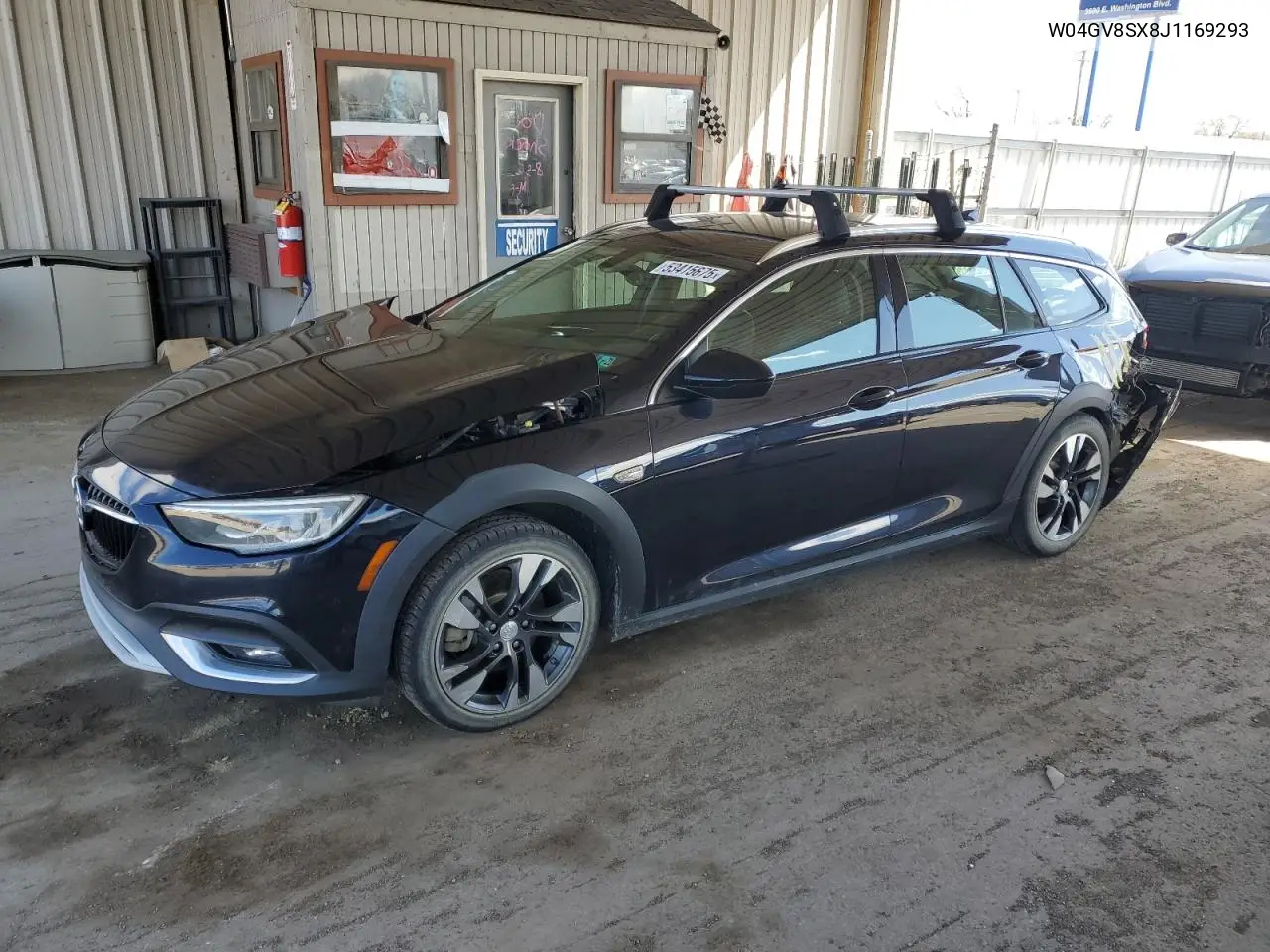 2018 Buick Regal Tourx Essence VIN: W04GV8SX8J1169293 Lot: 53415675