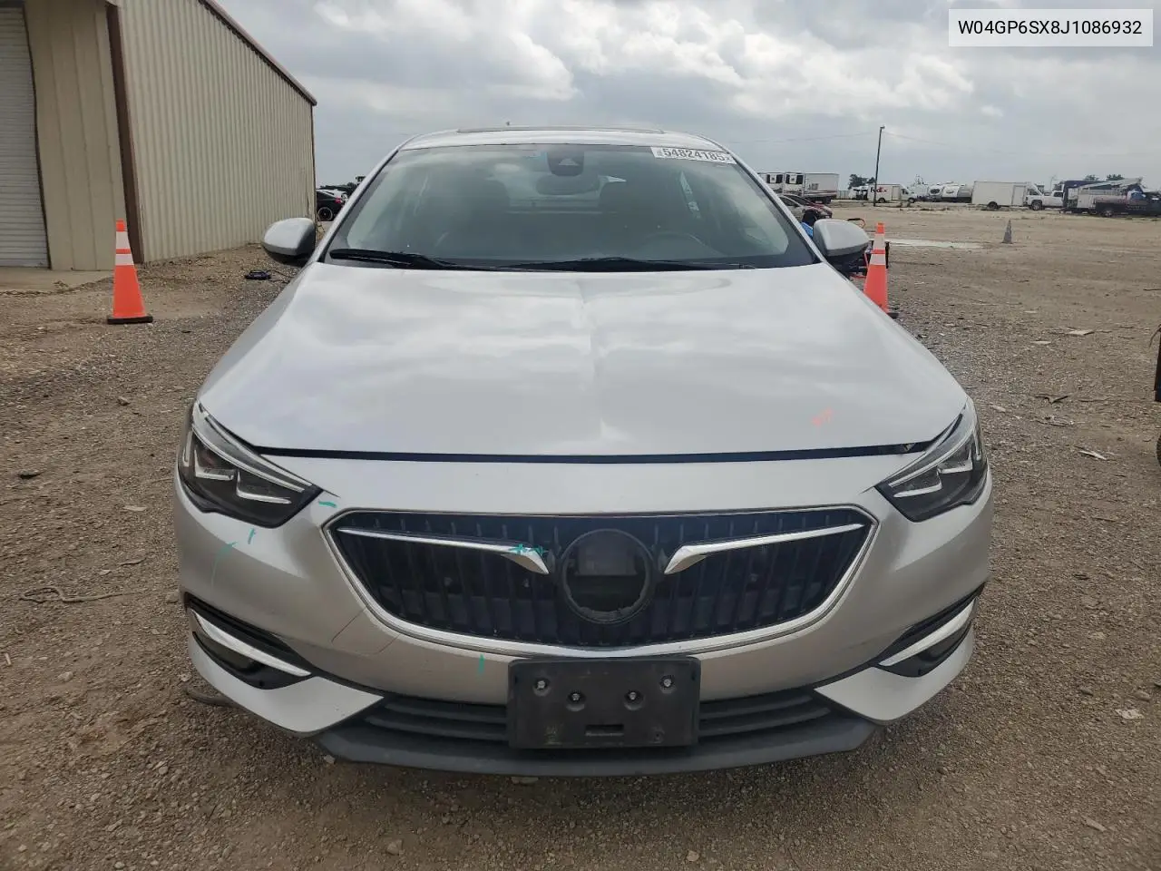 2018 Buick Regal Essence VIN: W04GP6SX8J1086932 Lot: 54824185