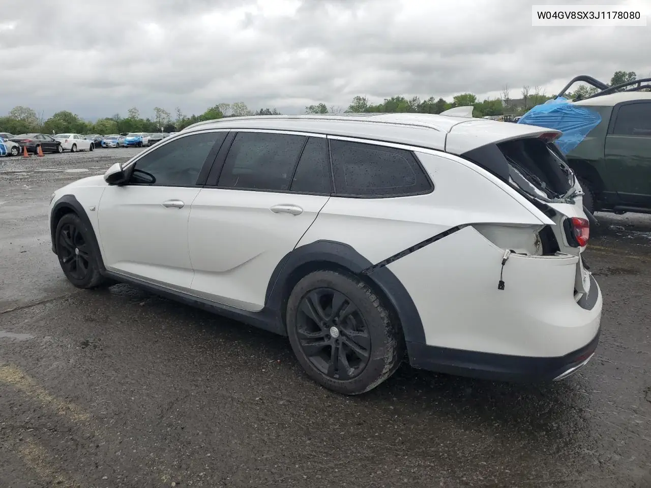 2018 Buick Regal Tourx Essence VIN: W04GV8SX3J1178080 Lot: 56527865