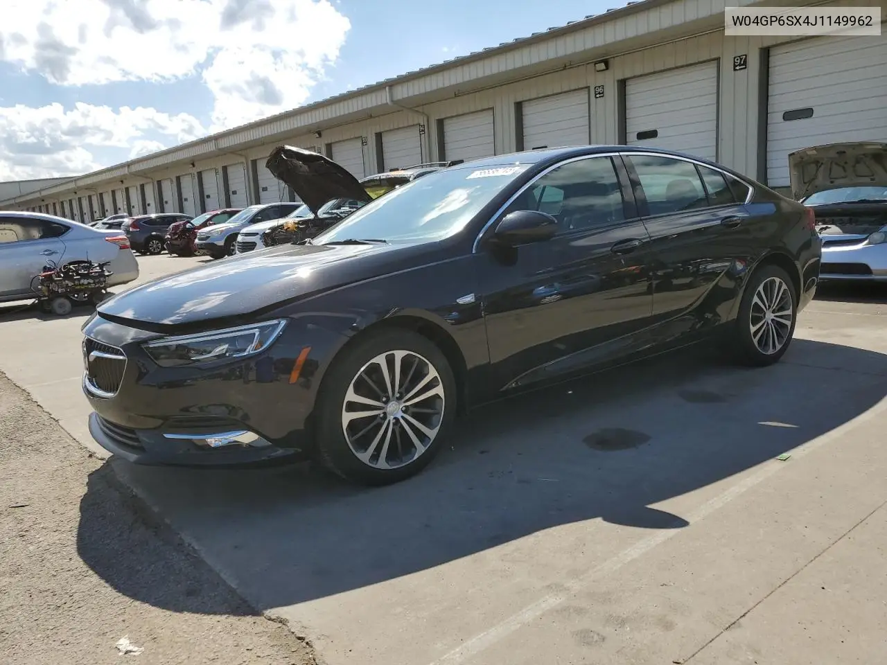 2018 Buick Regal Essence VIN: W04GP6SX4J1149962 Lot: 56836715